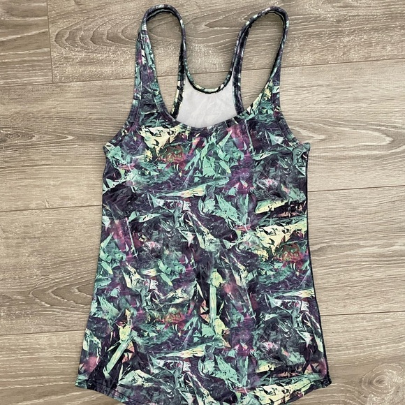 Lululemon Tank - Picture 1 of 2